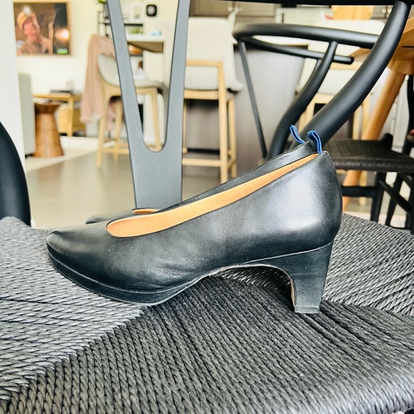 dr LIZA sneaker pump - Black size 7W - Picture 2 of 6